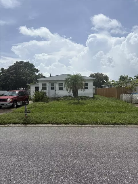 13806 60th St N, Clearwater, FL 33760