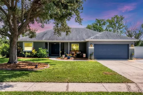 13621 3rd Ave NE, Bradenton, FL 34212