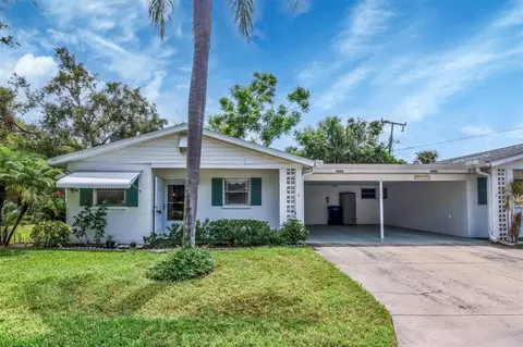 6024 Hibiscus Dr, Bradenton, FL 34207