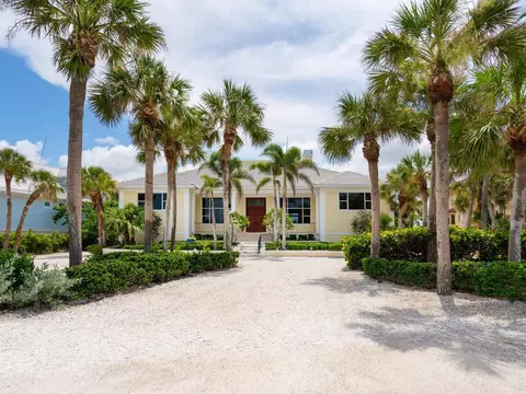 1822 Casey Key Rd, Nokomis, FL 34275