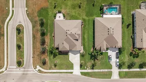 View/Area - 1728 Twin Rivers Trl, Parrish, FL 34219 photo 4 of 12