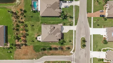 View/Area - 1728 Twin Rivers Trl, Parrish, FL 34219 photo 5 of 12