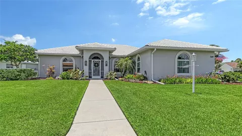 1689 Valley Dr, Venice, FL 34292