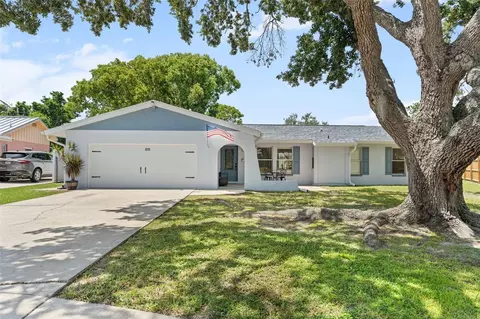 801 Ponderosa Pine Ln, Sarasota, FL 34243
