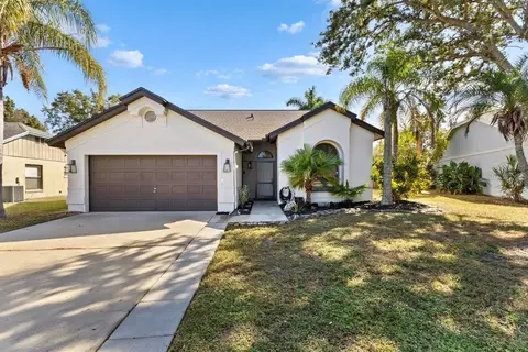 719 50th St E, Bradenton, FL 34208