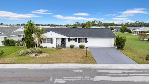 1808 Milford Cir, Sun City Center, FL 33573