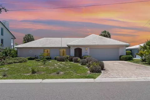 10427 Spoonbill Rd W, Bradenton, FL 34209