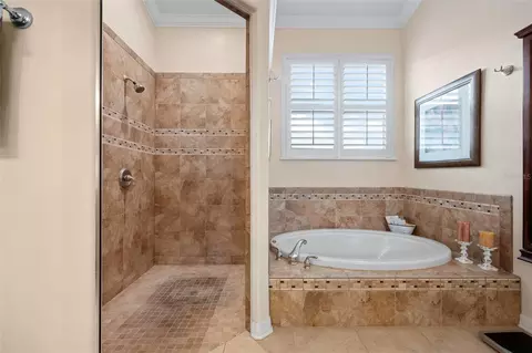 Bath - 6215 90th Avenue Cir E, Parrish, FL 34219 photo 4 of 4