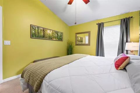 Bedroom - 6215 90th Avenue Cir E, Parrish, FL 34219 photo 4 of 10