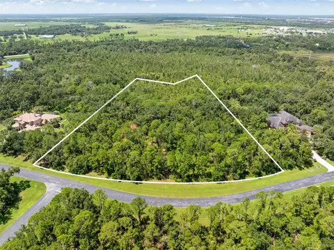 9435 Swaying Branch Rd, Sarasota, FL 34241