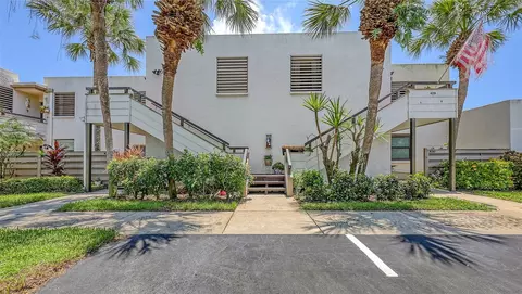 427 Palm Tree Dr #427, Bradenton, FL 34210