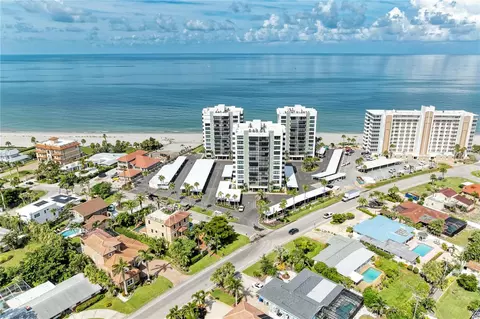 627 Alhambra Rd #202, Venice, FL 34285