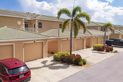 6628 7th Avenue Cir W, Bradenton, FL 34209