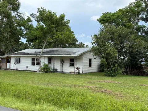 2104 37th Ave E, Bradenton, FL 34208
