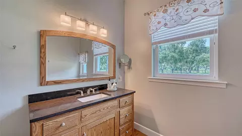 Bath - 6910 211th St E, Bradenton, FL 34211 photo 11 of 11