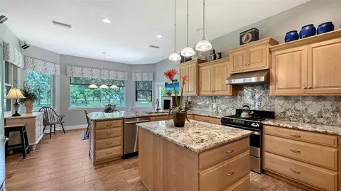 Kitchen - 6910 211th St E, Bradenton, FL 34211 photo 10 of 10