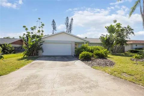 219 70th St NW, Bradenton, FL 34209