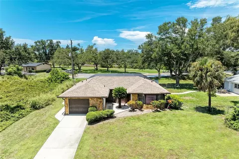 2430 Shamrock Dr, Venice, FL 34293