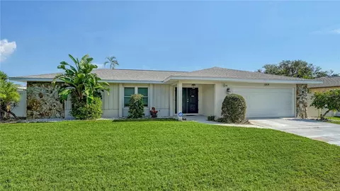 6804 23rd Ave W, Bradenton, FL 34209