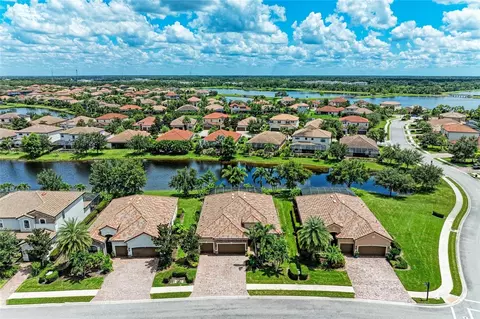 13004 Belknap Pl, Lakewood Ranch, FL 34211