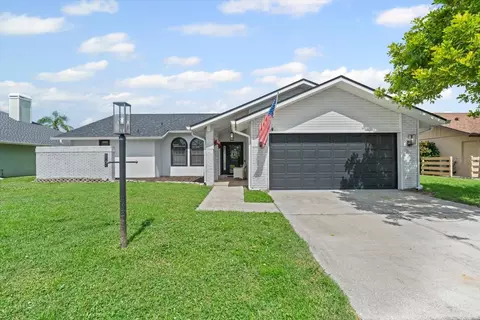 5747 39th Street Cir E, Bradenton, FL 34203