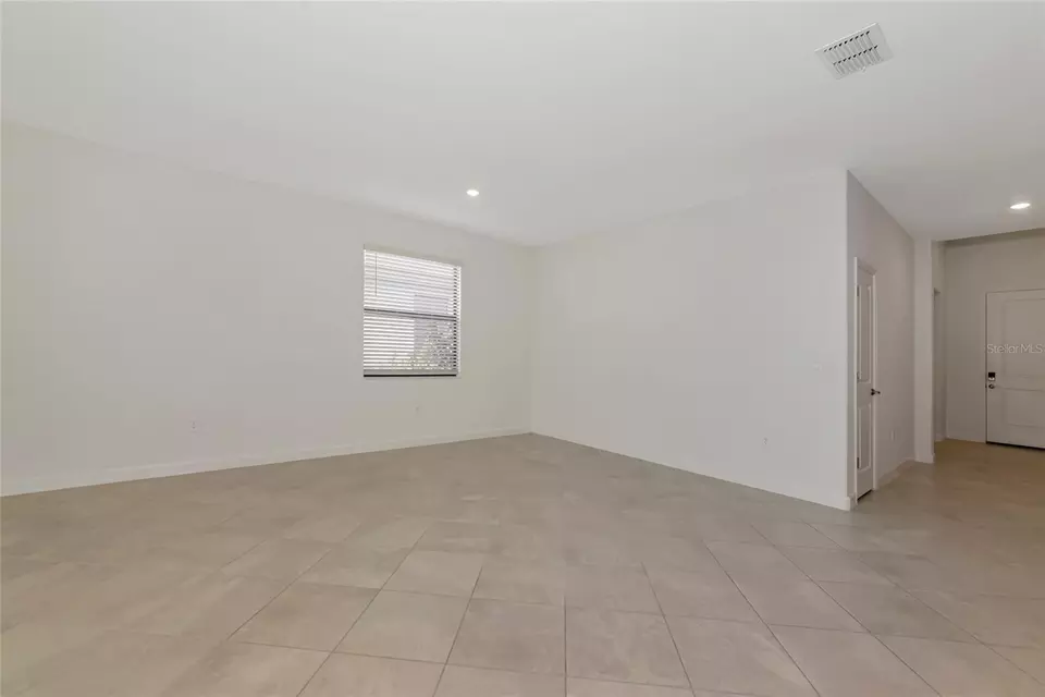 Living - 15114 Misty Water Xing, Bradenton, FL 34211 photo 1 of 5