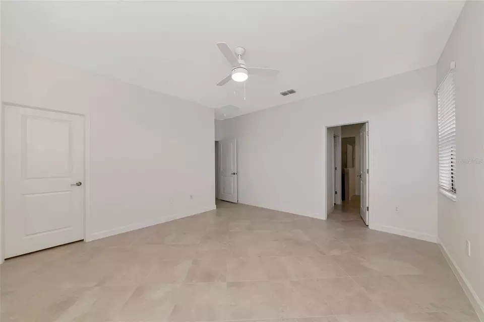 Bedroom - 15114 Misty Water Xing, Bradenton, FL 34211 photo 11 of 12