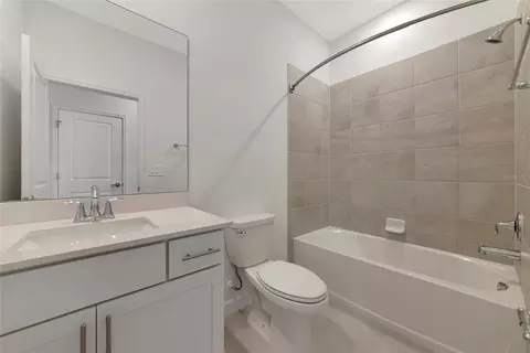 Bath - 15114 Misty Water Xing, Bradenton, FL 34211 photo 1 of 5