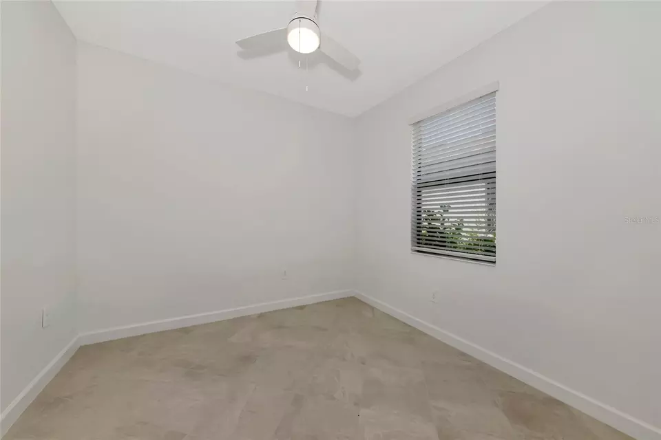 Bedroom - 15114 Misty Water Xing, Bradenton, FL 34211 photo 4 of 12
