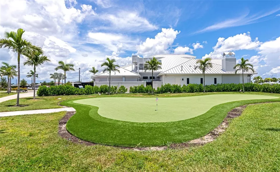 Exterior - 15114 Misty Water Xing, Bradenton, FL 34211 photo 16 of 17