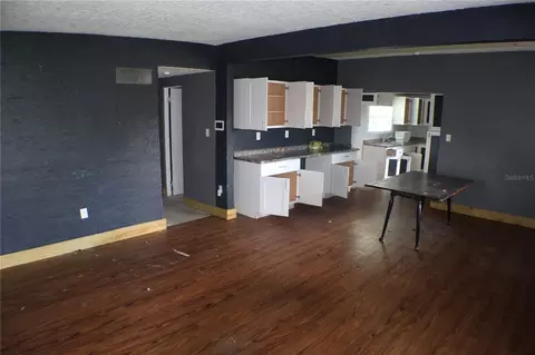 Living - 3101 Northwind Dr, Eustis, FL 32726 photo 4 of 4