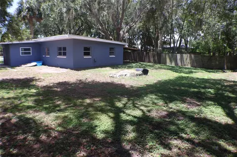 Exterior - 3101 Northwind Dr, Eustis, FL 32726 photo 2 of 3