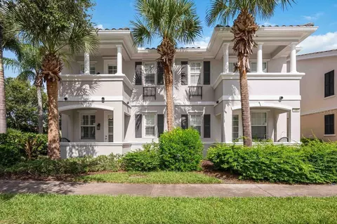 1866 Burgos Dr, Sarasota, FL 34238