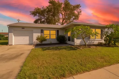 8430 Pickwick Rd, North Port, FL 34287