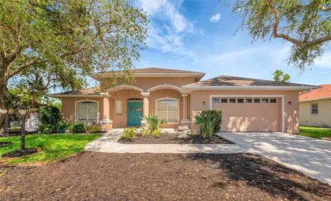 3943 Serenity Cir, Sarasota, FL 34235