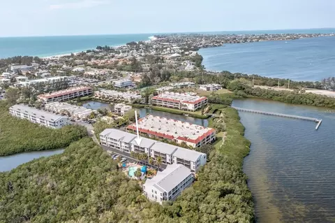 3601 E Bay Dr #203, Holmes Beach, FL 34217