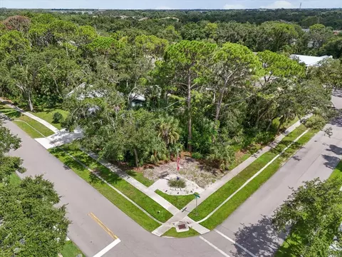 Bent Oak Drive, Sarasota, FL 34232