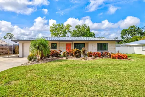 2708 Fort Worth St, Sarasota, FL 34231