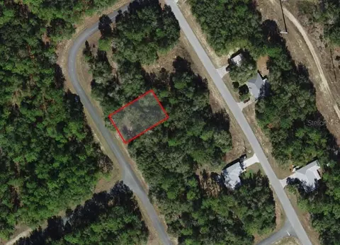 7411 N Sugarberry Dr, Dunnellon, FL 34434