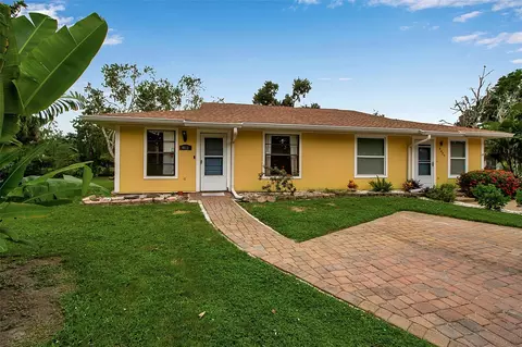 4625 Summerwind Dr #13, Sarasota, FL 34234
