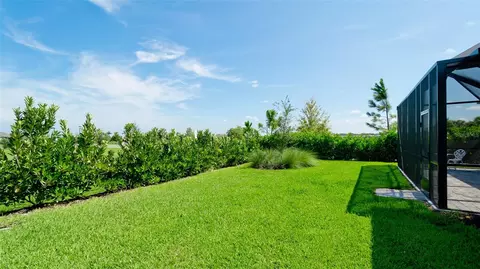 Exterior - 8760 Ocean Tides Cv, Parrish, FL 34219 photo 4 of 9