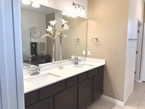 Bath - 8760 Ocean Tides Cv, Parrish, FL 34219 photo 1 of 5