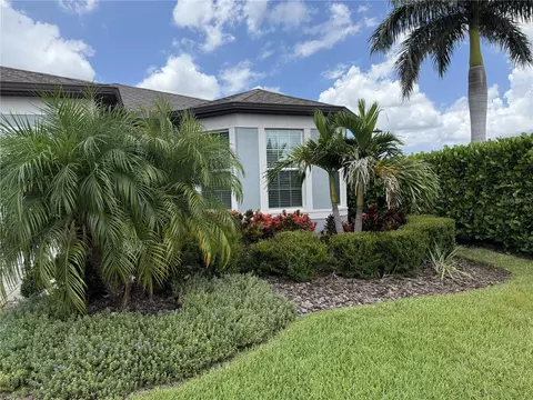 Exterior - 8760 Ocean Tides Cv, Parrish, FL 34219 photo 9 of 12
