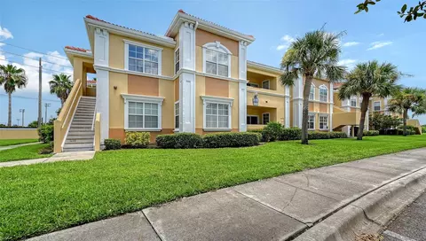 1195 Villagio Cir #103, Sarasota, FL 34237
