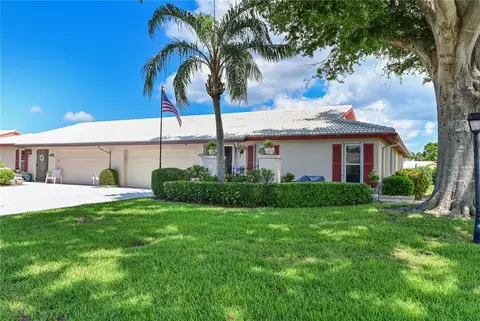 6602 13th Avenue Dr W, Bradenton, FL 34209