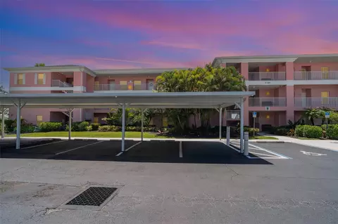 2120 Heron Lake Dr #104, Punta Gorda, FL 33983