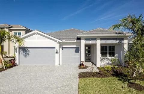 17715 Palmiste Dr, Bradenton, FL 34202