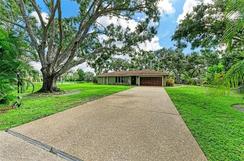 5225 Fielding Ln, Sarasota, FL 34233