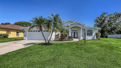 4079 Green Tree Ave, Sarasota, FL 34233