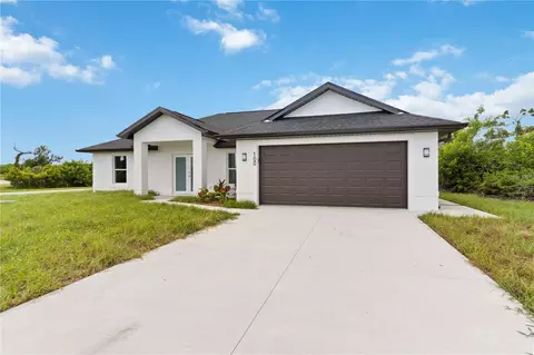 100 Abbott Ct, Rotonda West, FL 33947